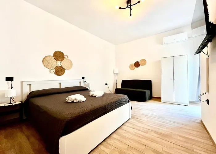 Casa Di Nonna Nunzia - Piazza Carlo III