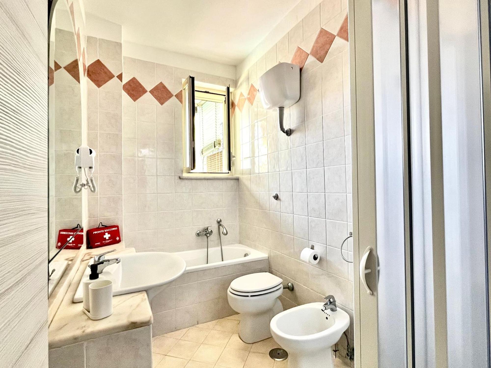 Casa Di Nonna Nunzia - Piazza Carlo Iii *