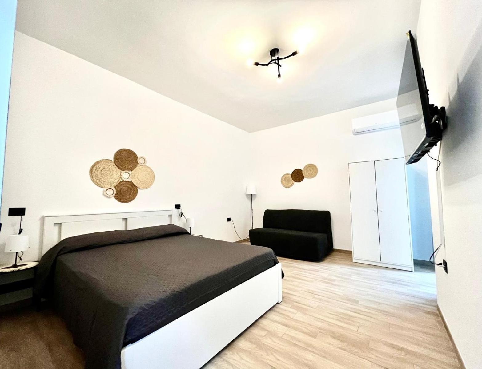 Casa Di Nonna Nunzia - Piazza Carlo Iii * Naples