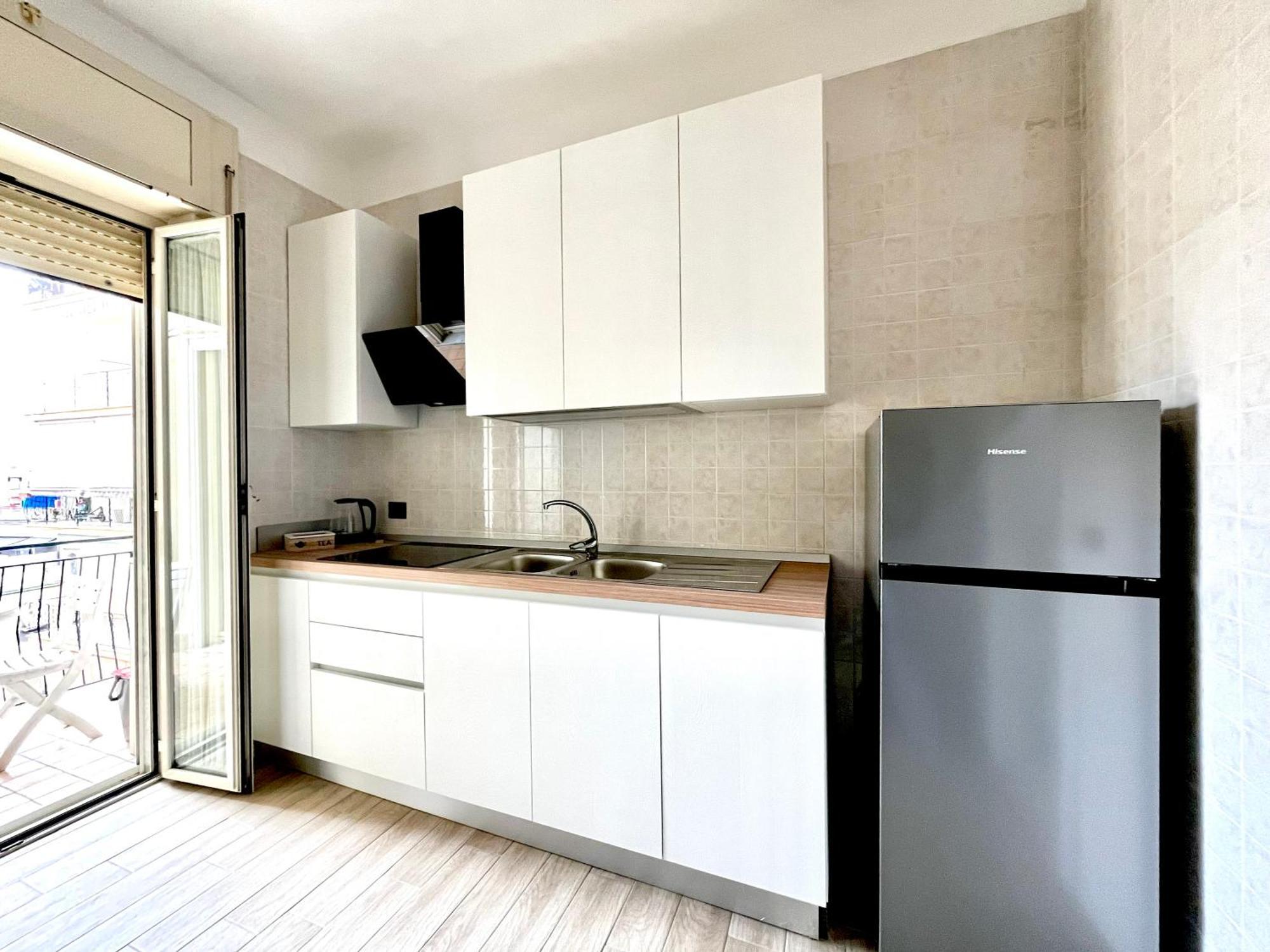 Casa Di Nonna Nunzia - Piazza Carlo Iii Apartment *